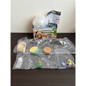 RE-MENT Pikmin Terrarium Collection 2 Figure - Battle On The Beach